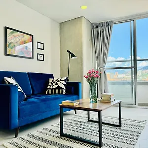 Apartamento Loft Luminoso Y Moderno Con Excelentes Vistas, Medellín